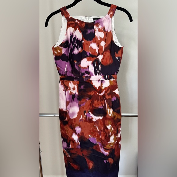 🎄🧑‍🎄ALIE TAHARI Dress is so stylish 😍😍 - Picture 7 of 12